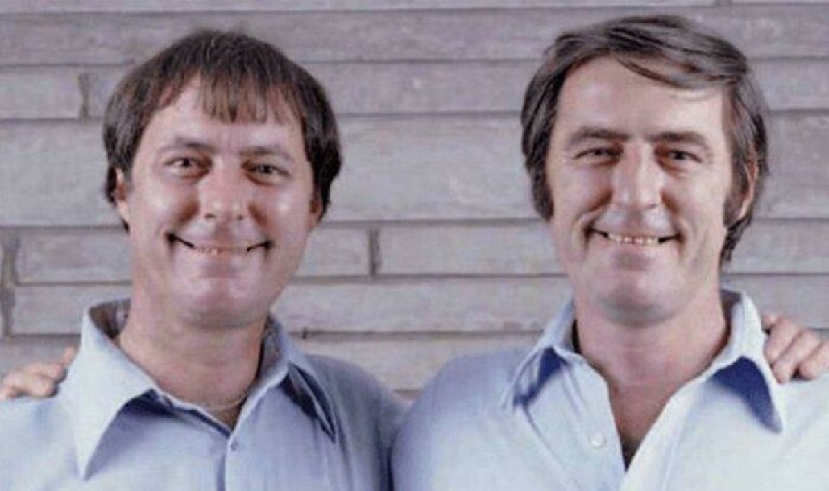 The Jim Twins Were Separated At Birth And Reunited At 39. They Quickly Found That They Had Lived Oddly Similar Lives