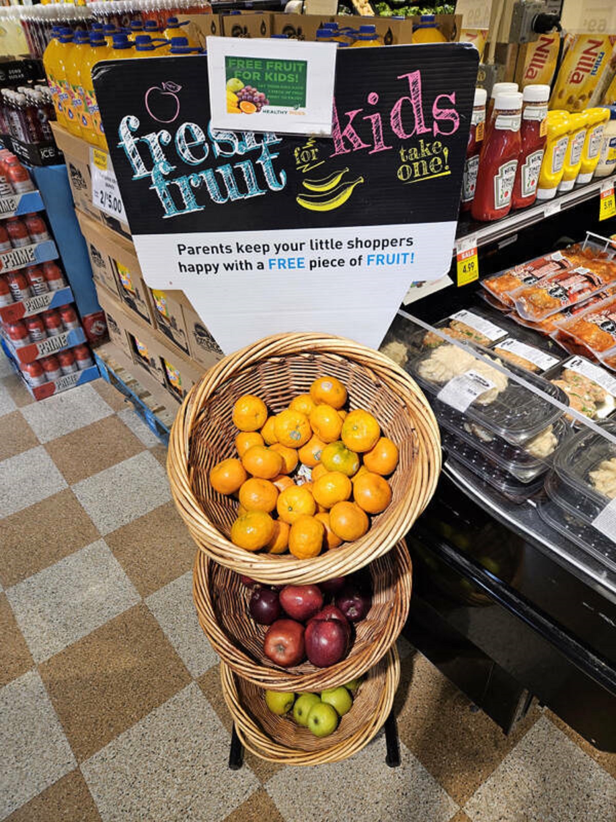 greengage - Nilla Nilla Fame Pobare Free Fruit Or Kids! free kids for Parents keep your little shoppers happy with a Free piece of Fruit! take one!