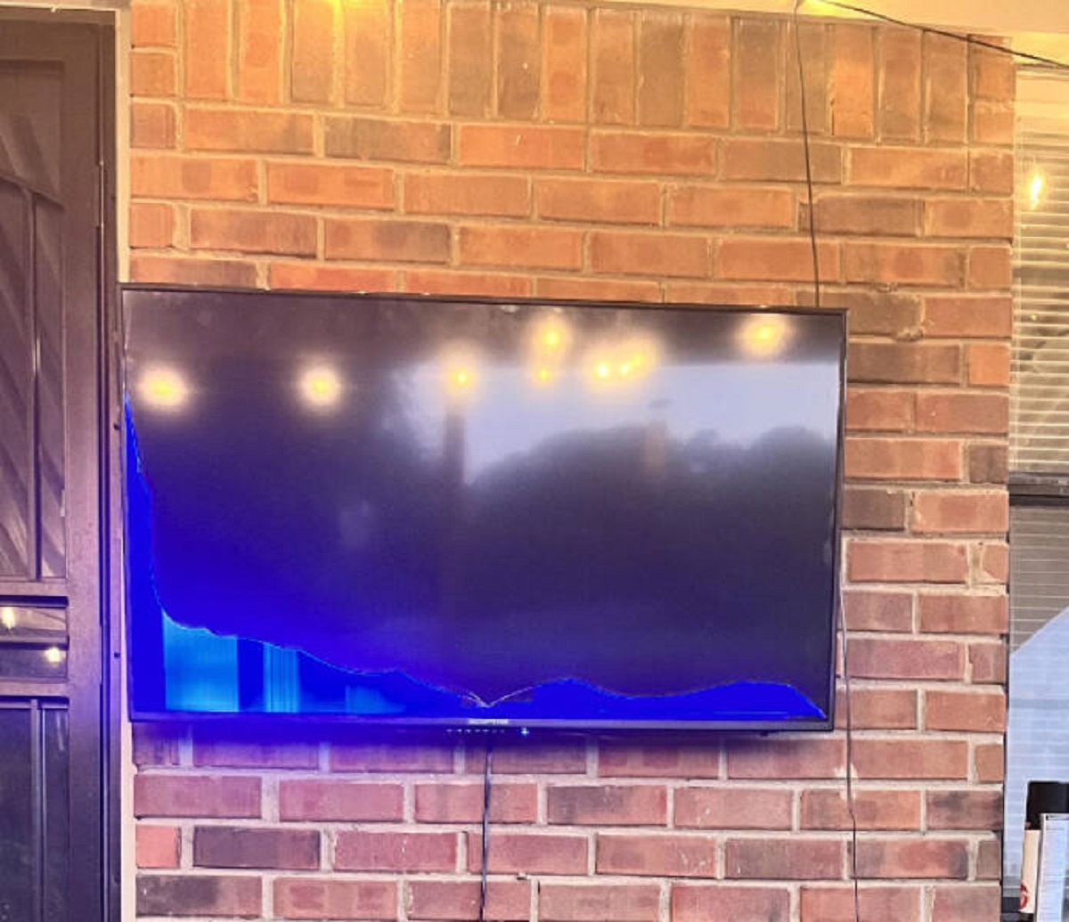 “My dad bought a TV off of someone through Facebook Marketplace….”