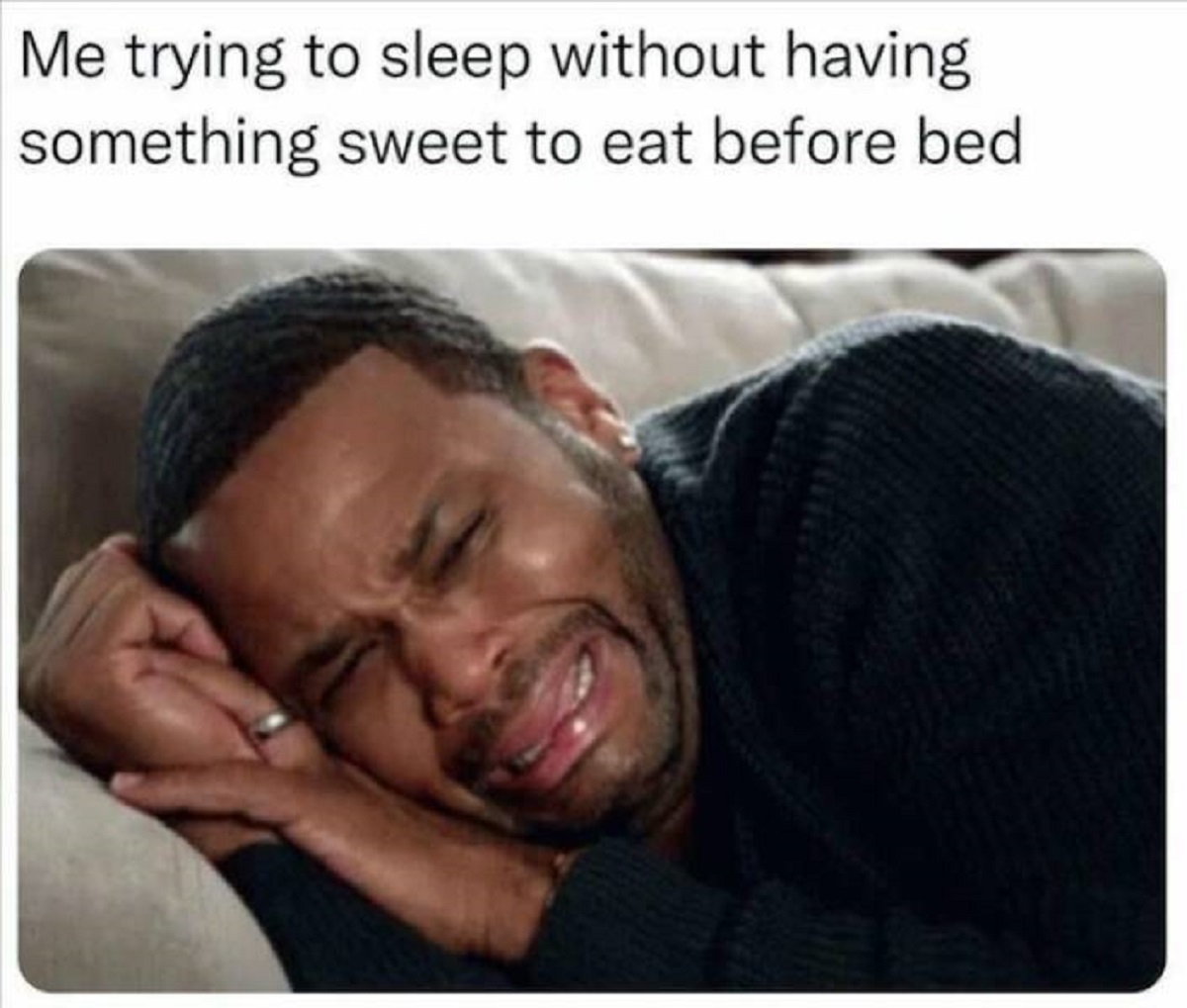 lol sad gif - Me trying to sleep without having something sweet to eat before bed
