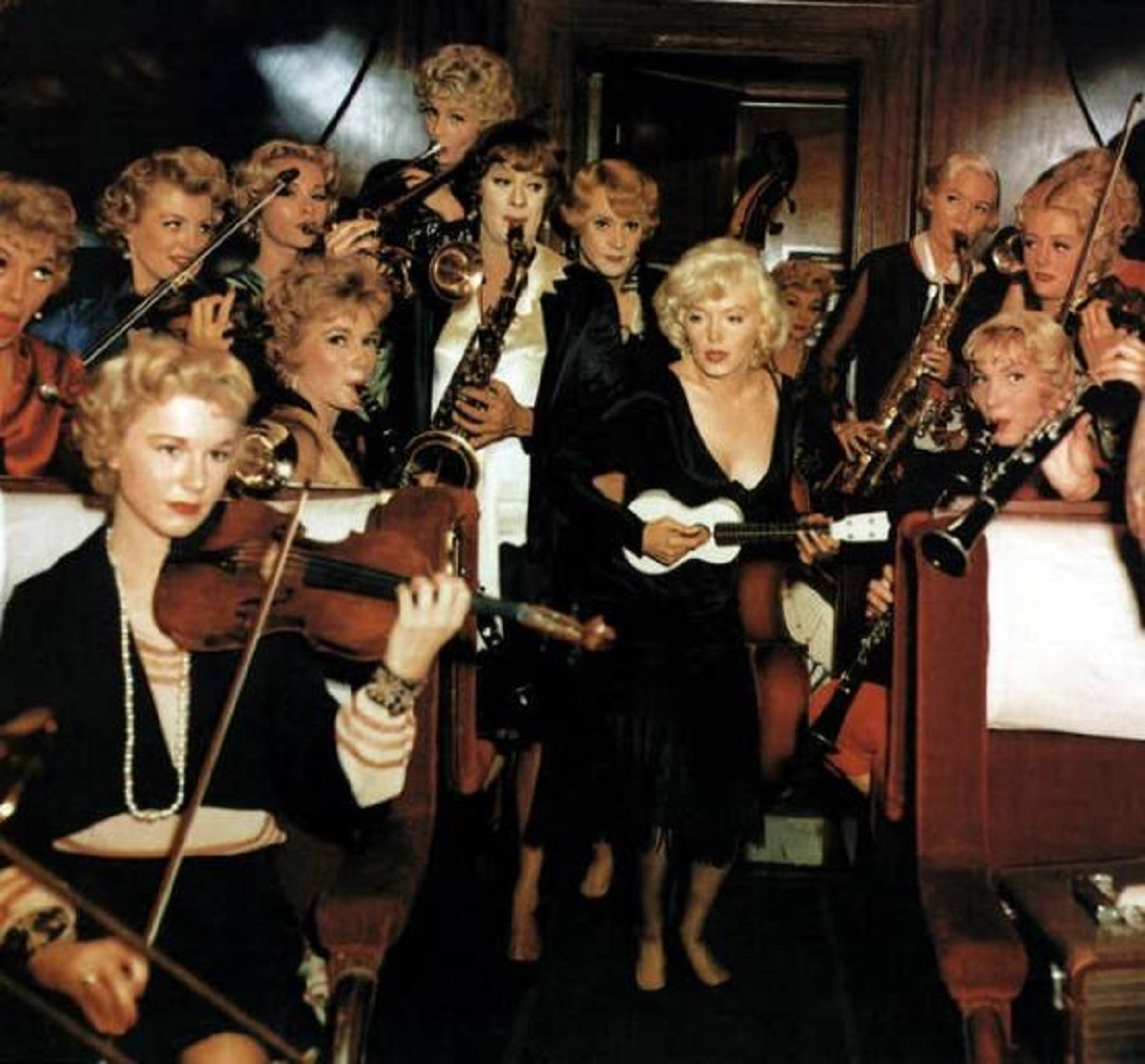 While here's a color photo of the rehearsal on the train scene in from Some Like It Hot: