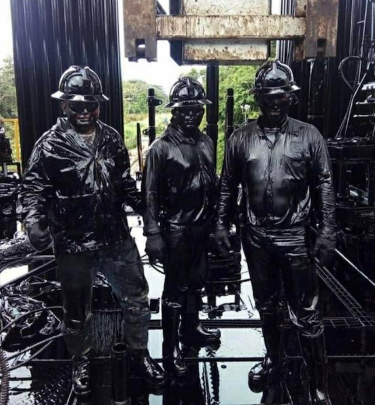 oil well workers - 22