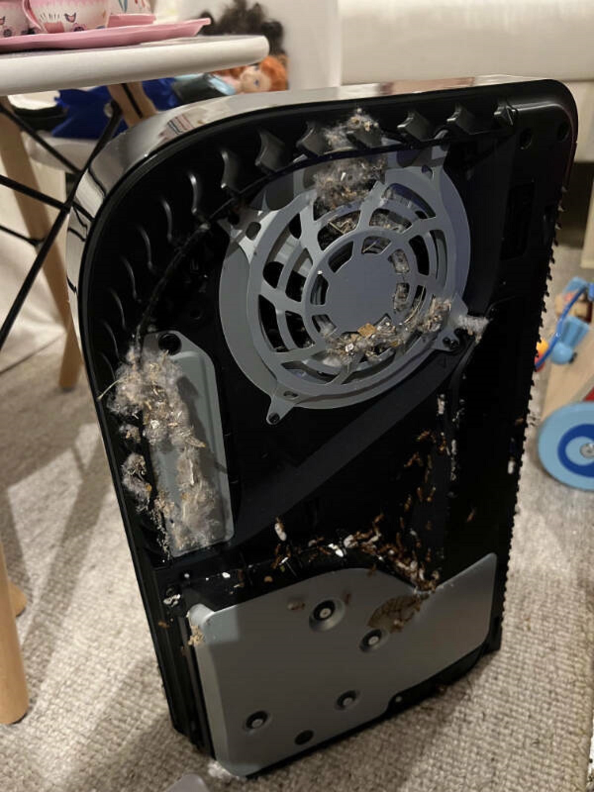 people having a very bad day -  computer case