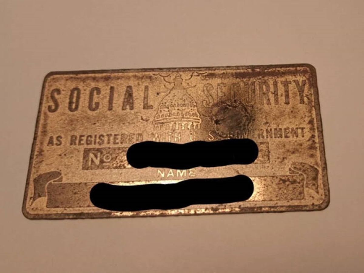 fascinating photos - wood - Social Security As Registered With Seovernment No Name