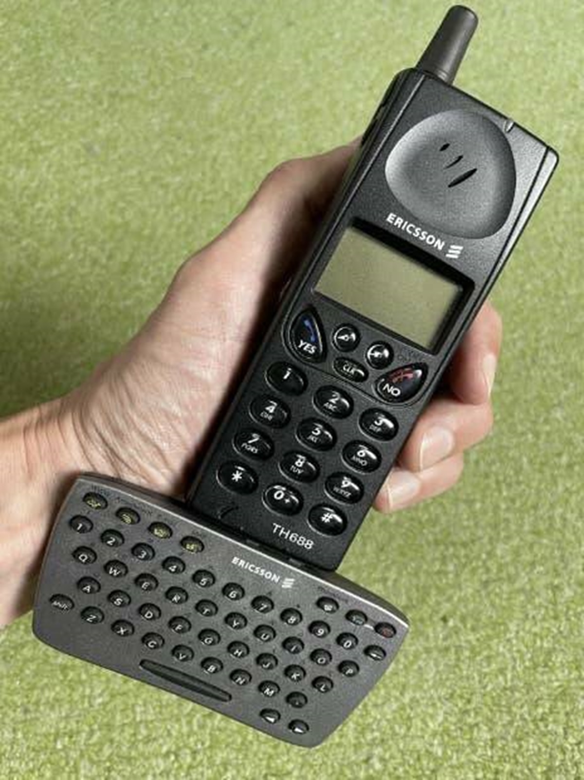 90's ericsson phones - Yes Ericsson B Tuy No Wxyz # TH688 Bricsson