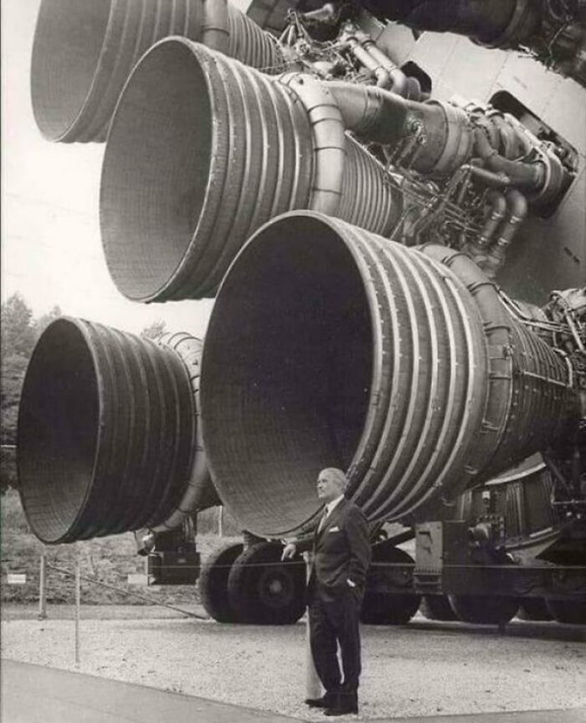 Wernher Von Braun Standing Next To The F-1 Engines That Took The Man To The Moon (1969)