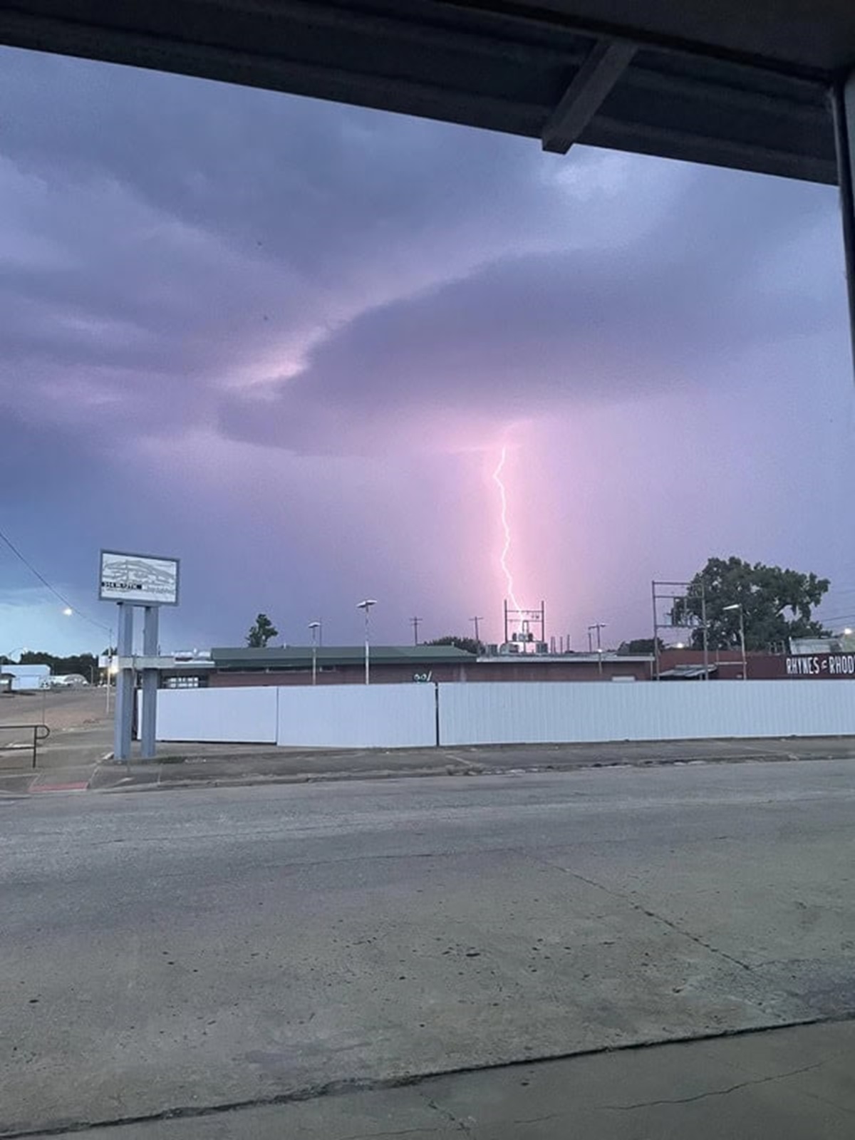 “I took a cool picture of lightning”