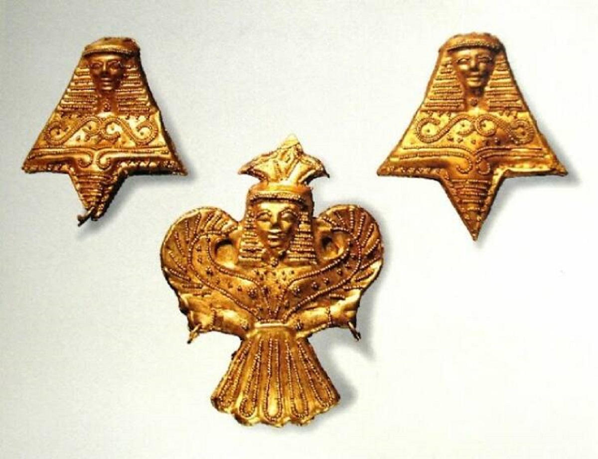 "Gold Necklace Pendants With Images Of A Siren And Daemonic Bees. 2nd Half Of The 7th C. Bc. (Nationalmuseet, Copenhagen)"