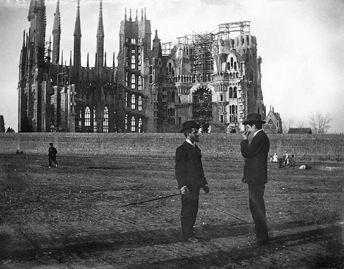 sagrada familia old - 1981