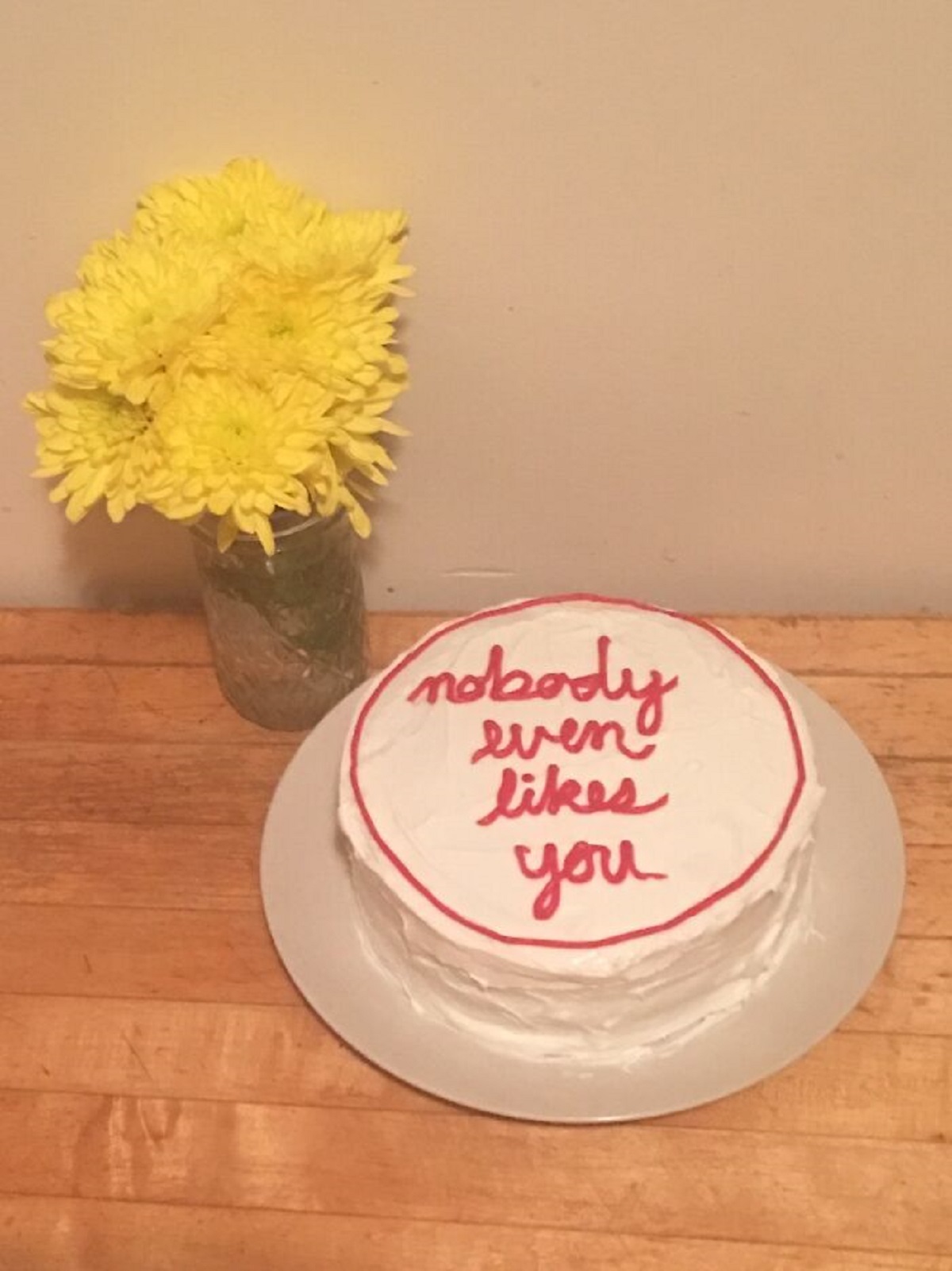 I Moved Into My Girlfriend’s Apartment Today And Her Roommate Baked Me A Cake