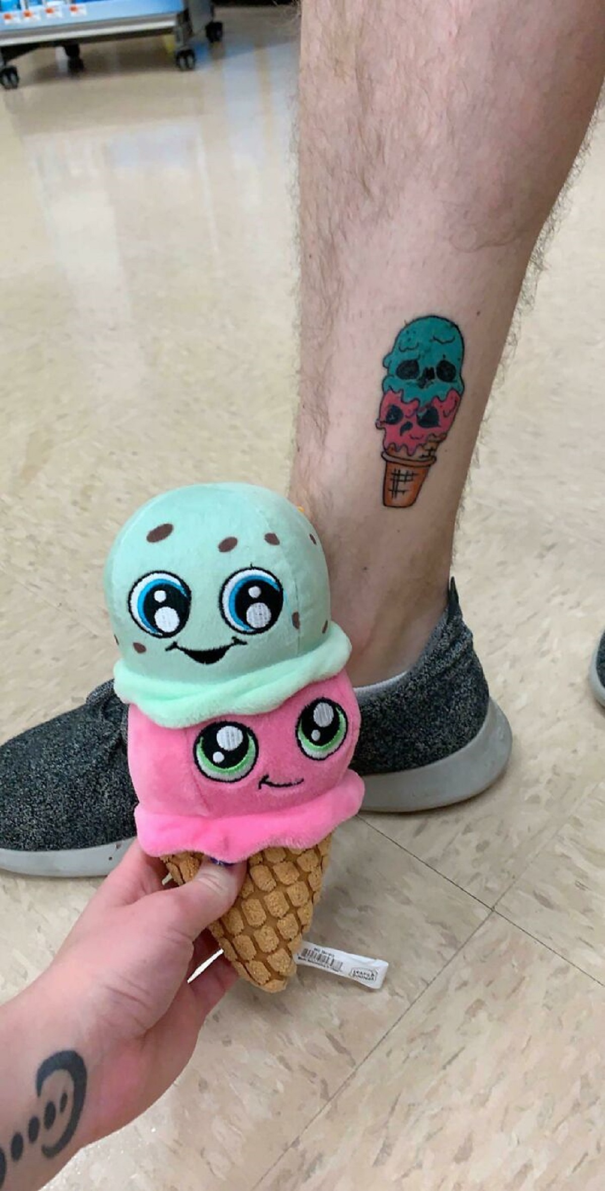 dog toy tattoo - Con