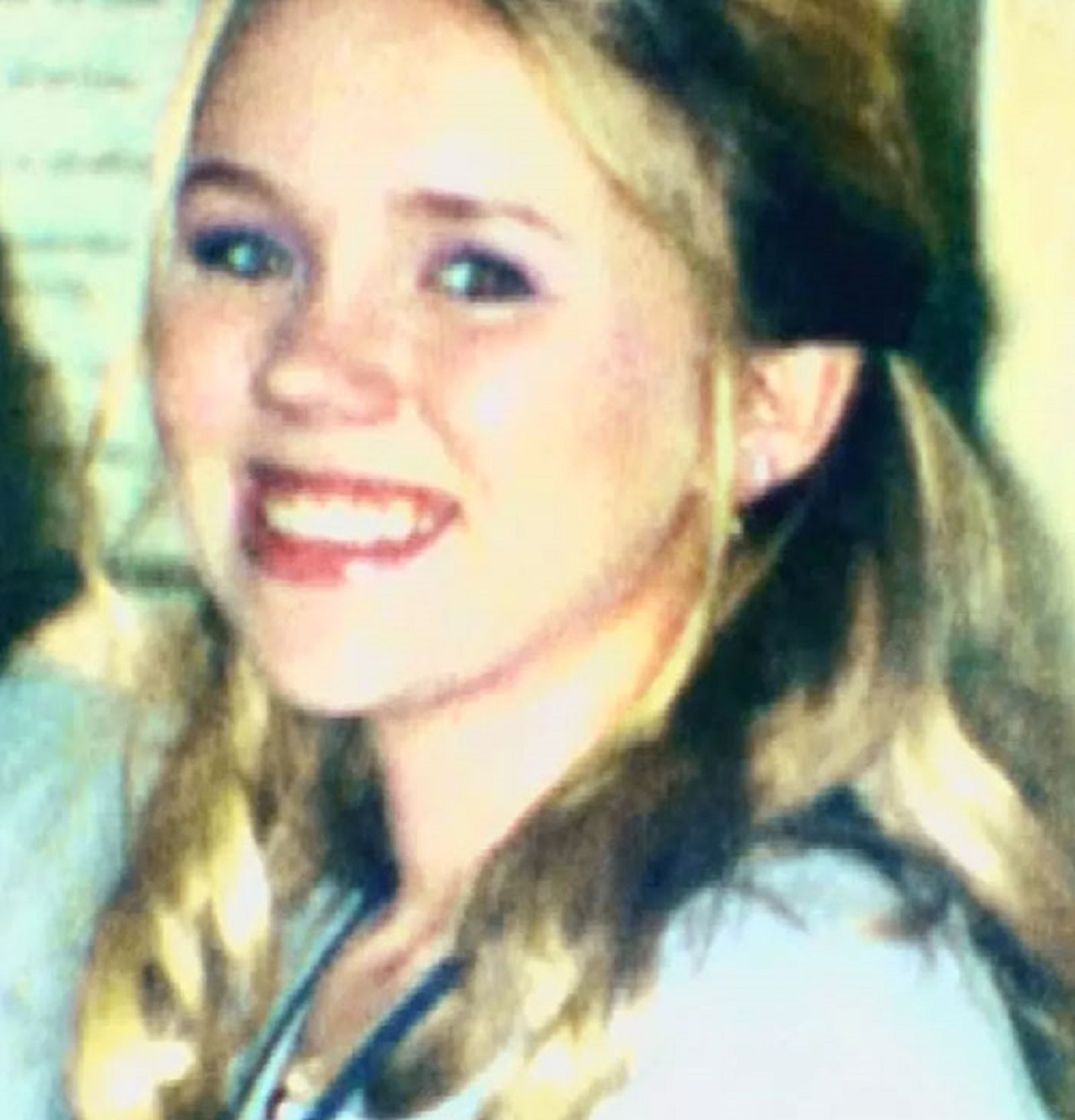 At 15, Kara Robinson was kidnapped and assaulted by a serial killer for 18 hours. She managed to escape after manipulating him to feel at ease. She later helped police to capture him because she had memorized details of her surroundings