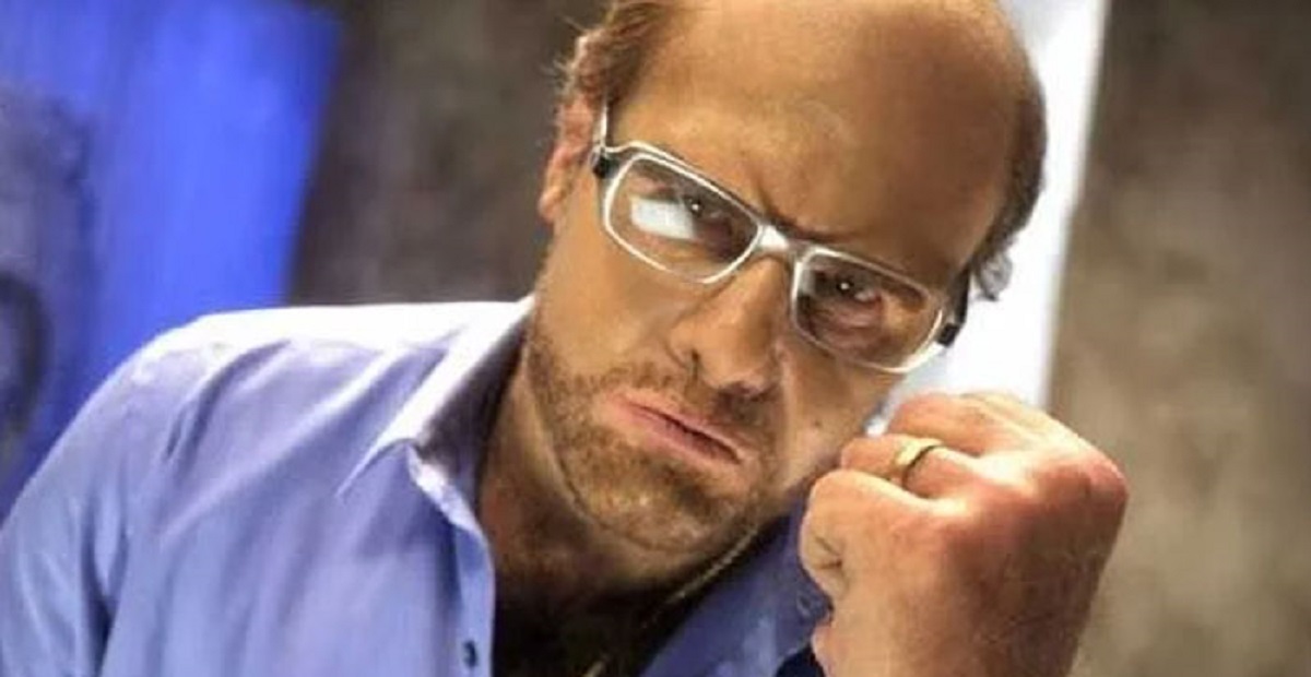 When Ben Stiller decided to play the lead role in Tropic Thunder himself, Tom Cruise called him & said that "he just couldn't get the script out of his mind" & asked him "What else is open?" Stiller suggested the role which Cruise had actually invented, studio head Les Grossman, and he took it