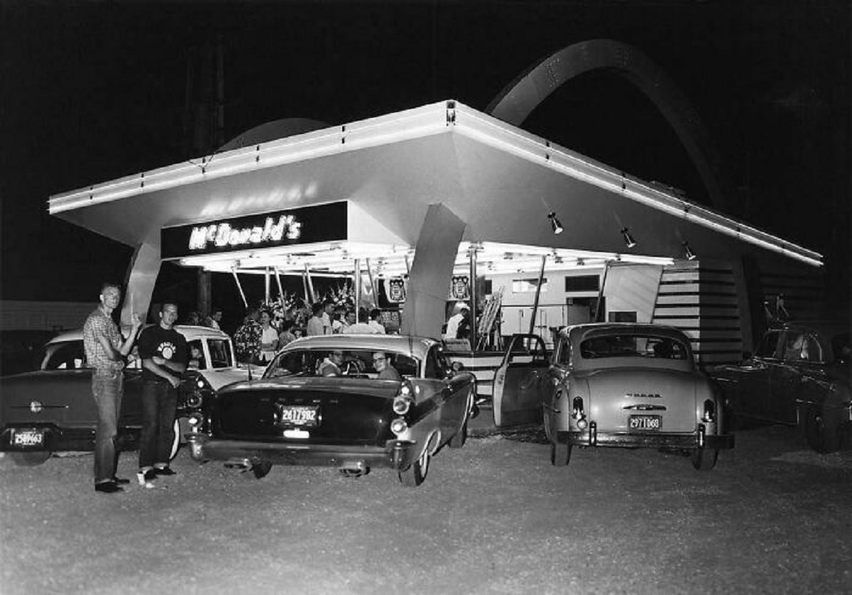 Going To Mcdonald’s In The 1950s