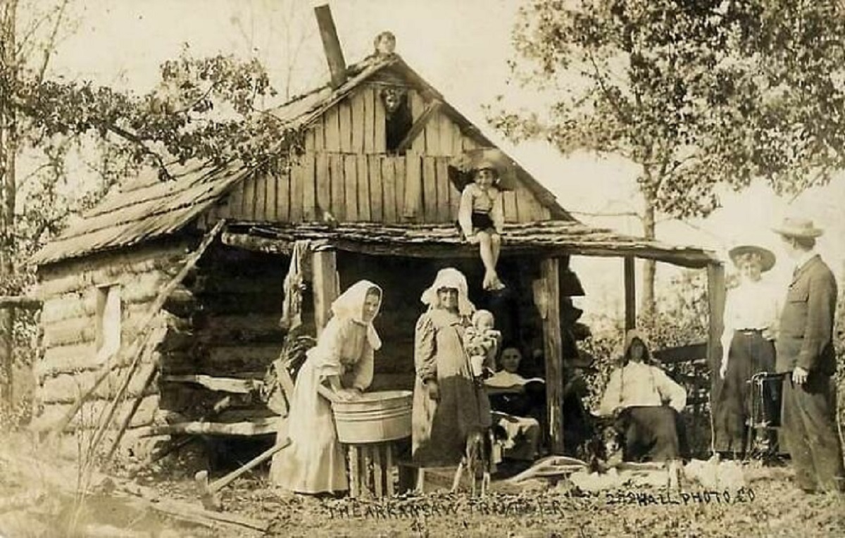 Ozark Mountain Family At Their Cabin In Arkansas