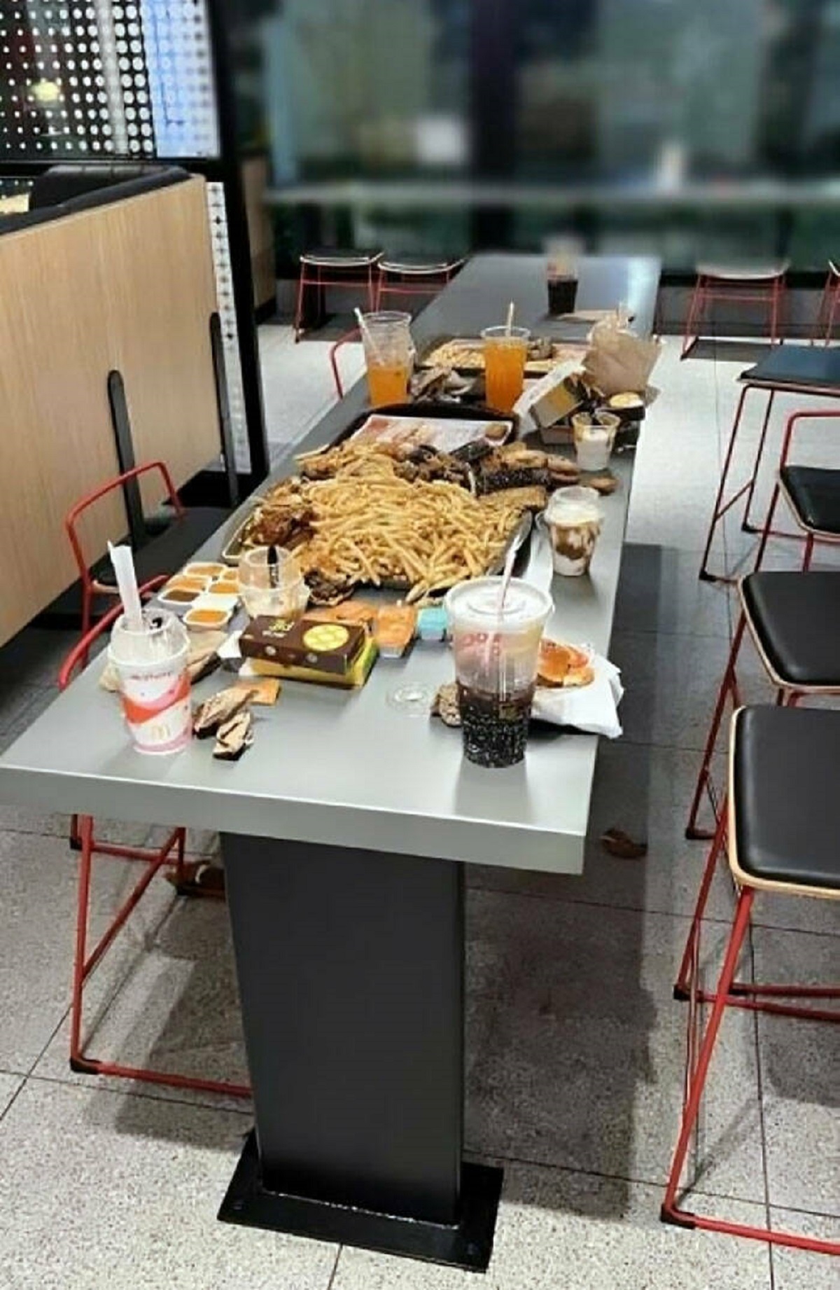 "4 Customers Ordered $178 Worth Of Food, Ate About Half Of It, And Left This Mess For Us To Clean Up"