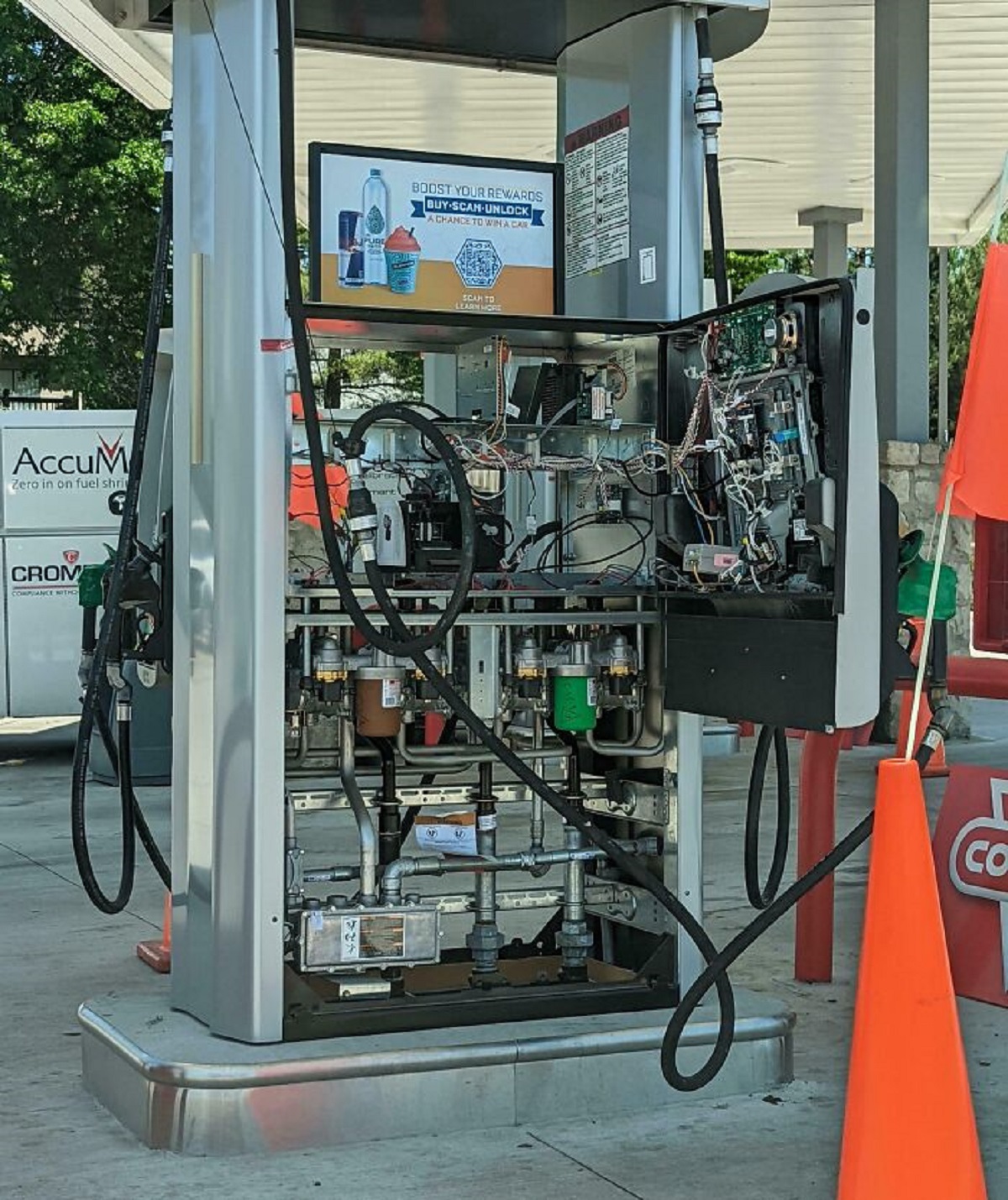 What The Inside Of A Gas Pump Looks Like