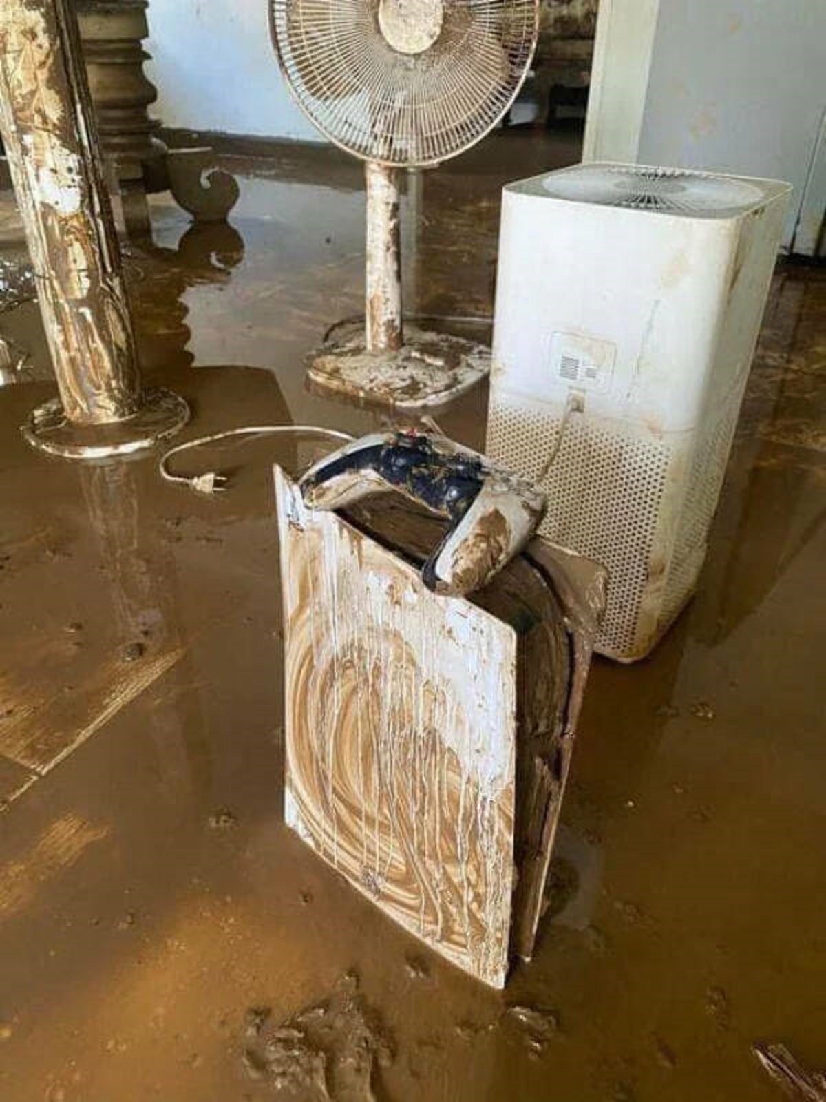 “Just got my PS5 recently, have to evacuate my house a few days ago cus of a tropical typhoon. This is what I came back after the storm has settled.”