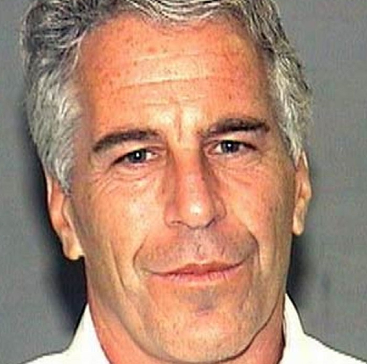 The Maxwell and Epstein stuff .. essentially the tip of the iceberg of high profile human trafficking and p*dophilia that goes virtually unmentioned.