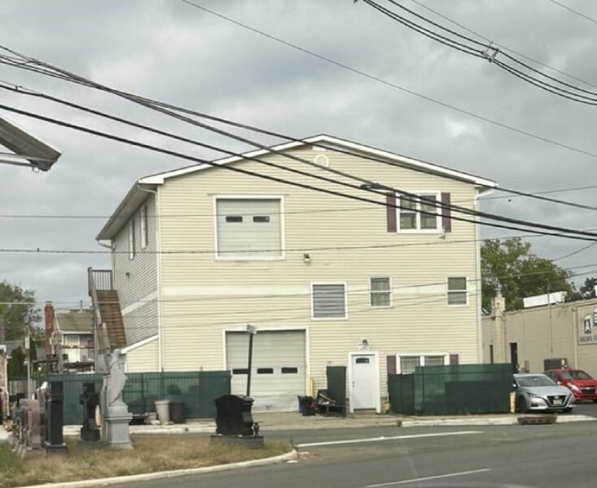 "This building with what appears to be a second floor garage"