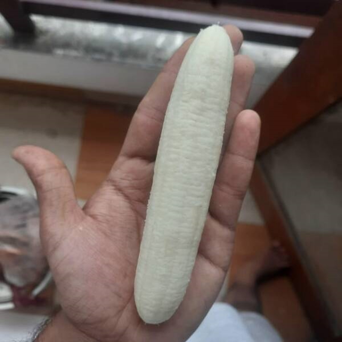 "Found a very straight banana"