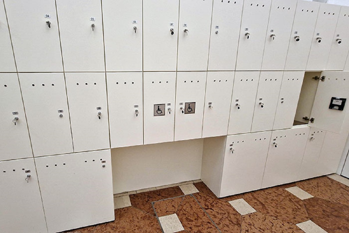 These Two-Coin Lockers That Are Easily Accessible In A Wheelchair