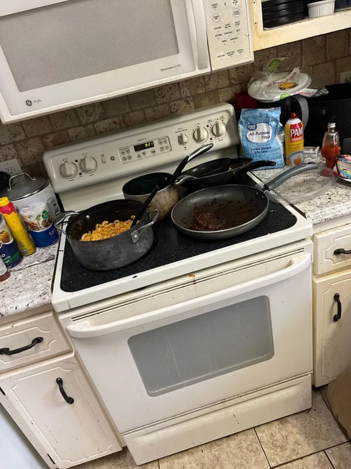 “Roommates constantly leave the kitchen like this. So every time I plan on cooking. I have to move their mess. Making room in the overflowing sink and kitchen counter tops.”