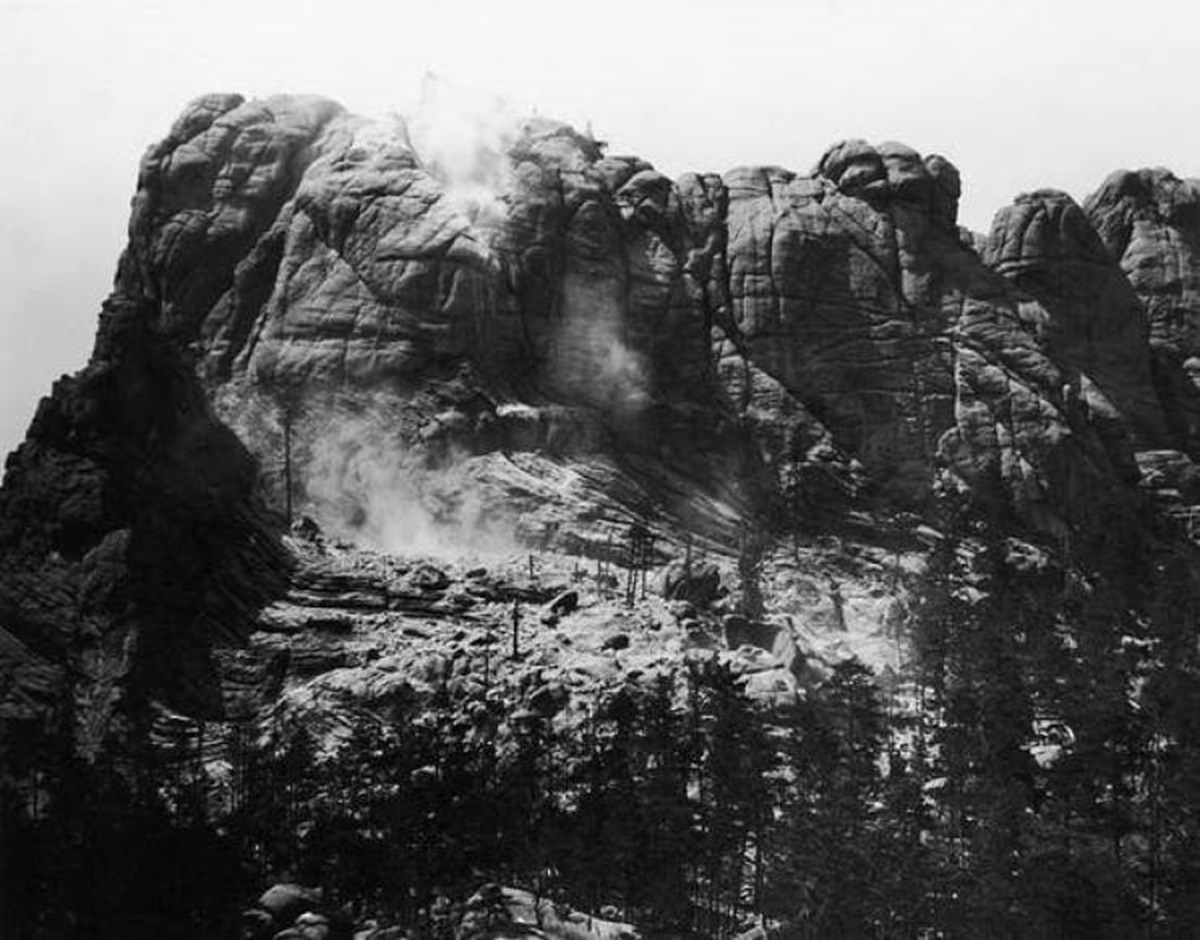 Recognize these big ol' rocks? This is Mount Rushmore before the presidential heads were carved into it: