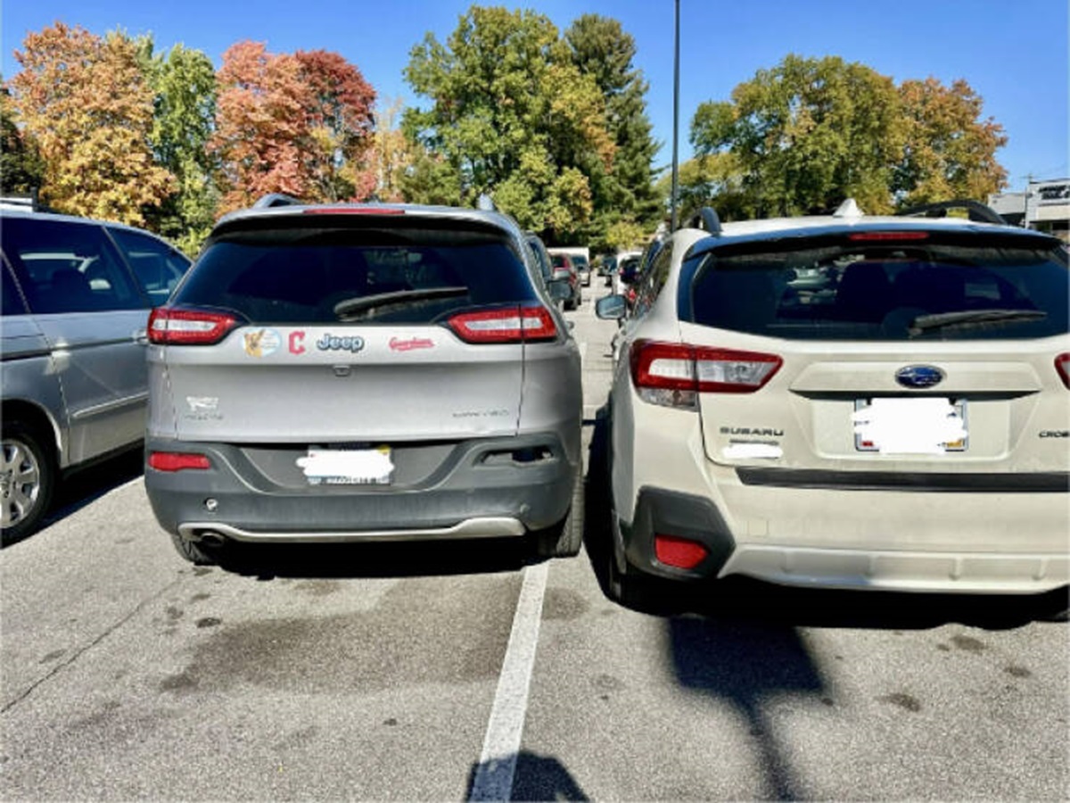 “Went into Whole Foods for 45 seconds to drop off an Amazon return. Came out to this. I’m the Subaru.”