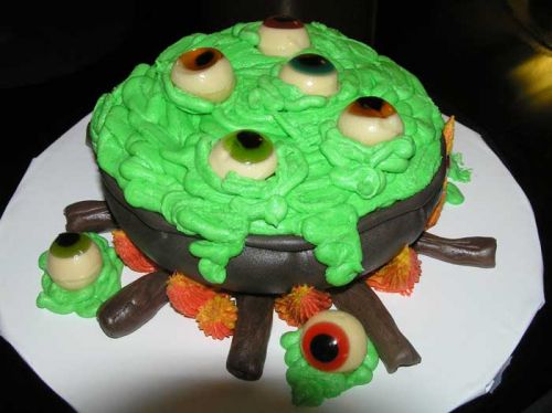 Creative And Scary Halloween Cakes