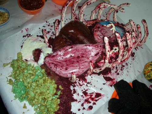 Creative And Scary Halloween Cakes