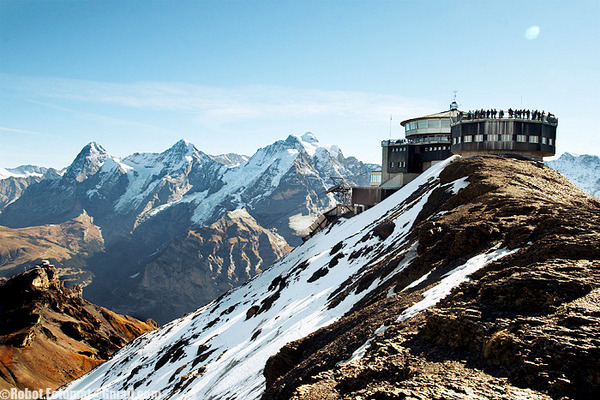 Perched on top of 2,970 m (9,744 ft) Schilthorn, in the Swiss Alps, Piz Gloria was a prominent location for the 1969 film 'On Her Majesty's Secret Service' of the famous James Bond series. Since then, both the restaurant and the funicular have undergone a major facelift and draw countless visitors willing to get 360-degree views of the dramatic alpine spectacle over a bowl of steamy chicken soup. The dining area can accommodate 400 patrons and takes about an hour to completely rotate. 