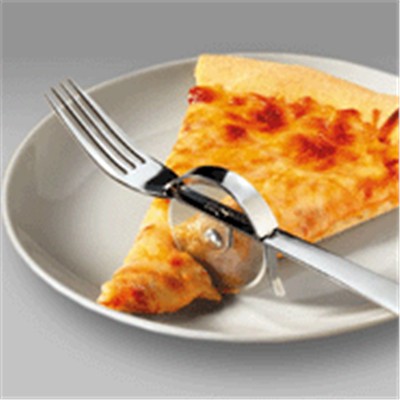 who eats pizza with a fork anyway? I use my feet.