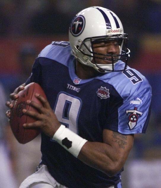 Steve McNair - professional american football player 7/4/09 murdered