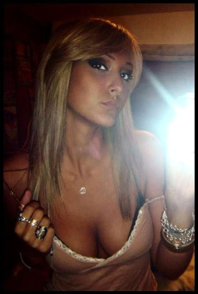 Sexy Girls From Around the Web