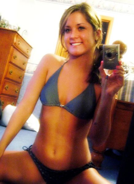 Sexy Girls From Around the Web