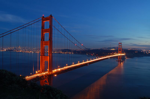 Golden Gate Bridge: at sunset