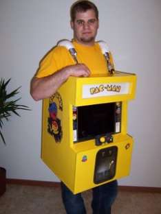 arcade style pacman machine