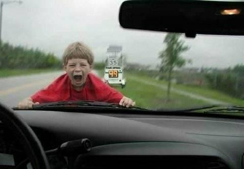 This is what can happen if you drive and talk on the cell phone!