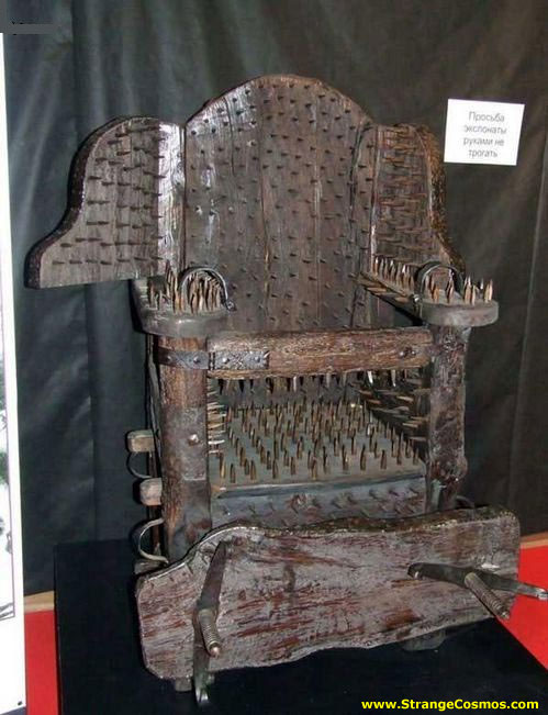 TORTURE CHAMBER CHAIR 
