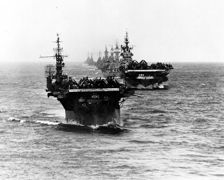 TASK GROUP 38 - CARRIERS AND WARSHIPS 