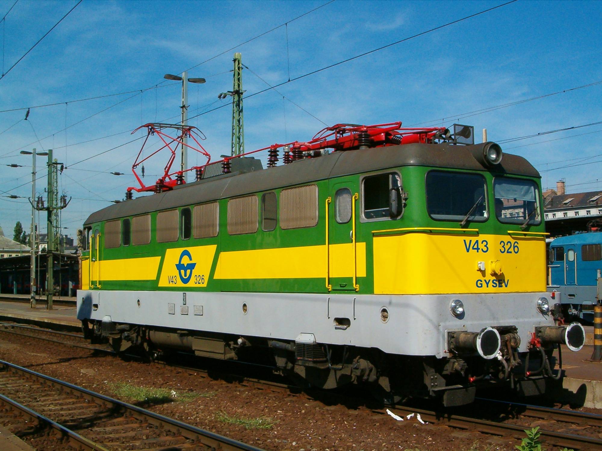 Electric Trains of the World
