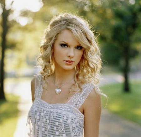 Taylor Swift, original songwriter/singer