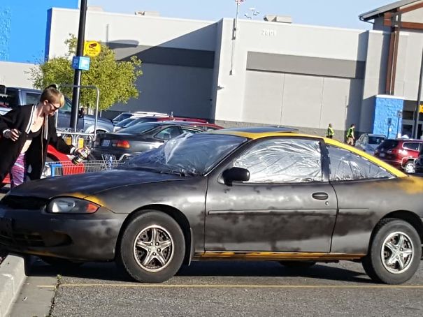 spray painting a car