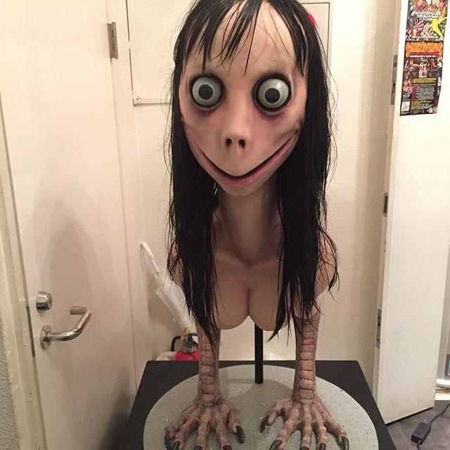 First ever image of the Momo sculpture uploaded to the internet.