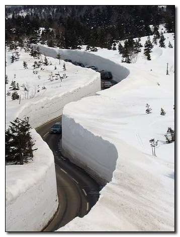 snow road japan