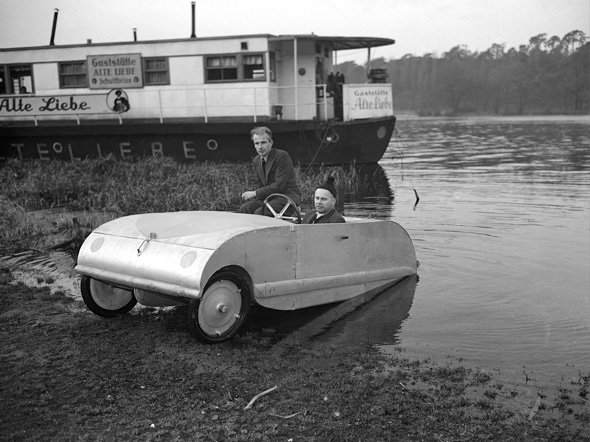 Amphibious Car
