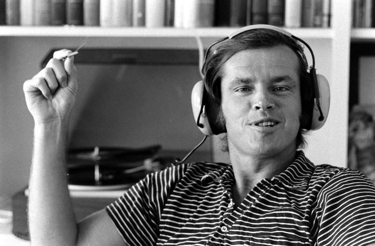 Jack Nicholson playing it cool 1969