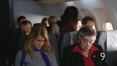 10 Things You Should NEVER Do In An Airplane