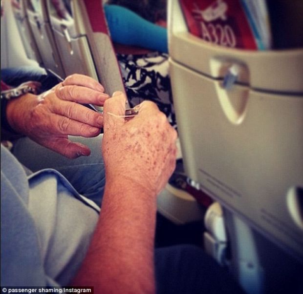 This man who leaves a part of him on the plane.